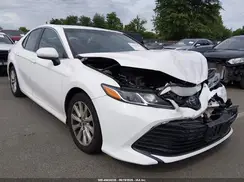 4T1B11HK5JU654077 2018 TOYOTA CAMRY