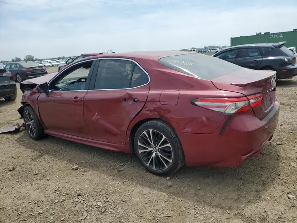 4T1B11HK5JU657531 2018 TOYOTA CAMRY - Image 2