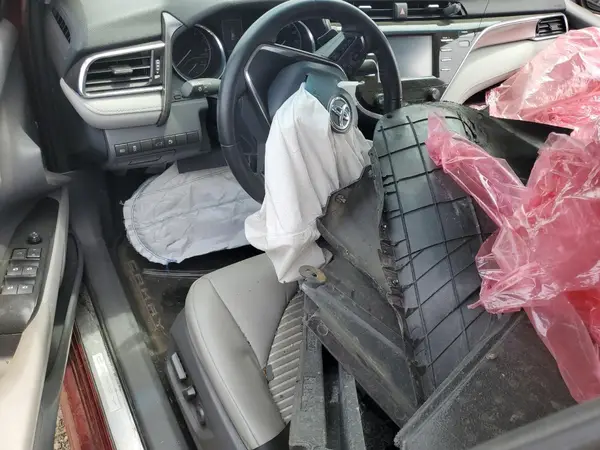 4T1B11HK5JU657531 2018 TOYOTA CAMRY - Image 8
