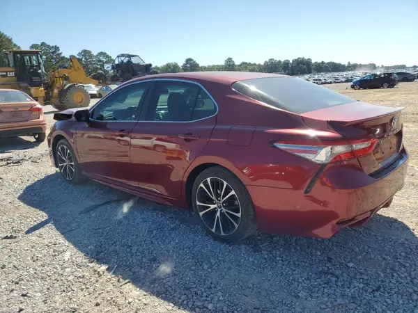 4T1B11HK5JU659263 2018 TOYOTA CAMRY - Image 2