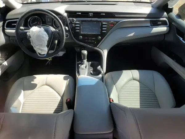 4T1B11HK5JU659263 2018 TOYOTA CAMRY - Image 8