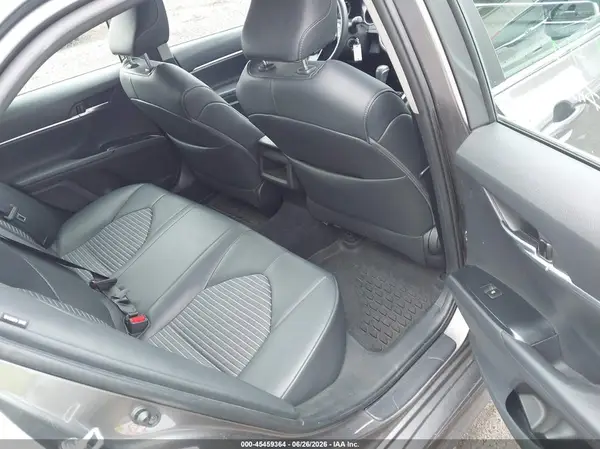 4T1B11HK5JU659294 2018 TOYOTA CAMRY - Image 8