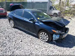 4T1B11HK5JU660171 2018 TOYOTA CAMRY
