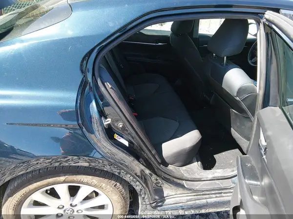 4T1B11HK5JU660171 2018 TOYOTA CAMRY - Image 8
