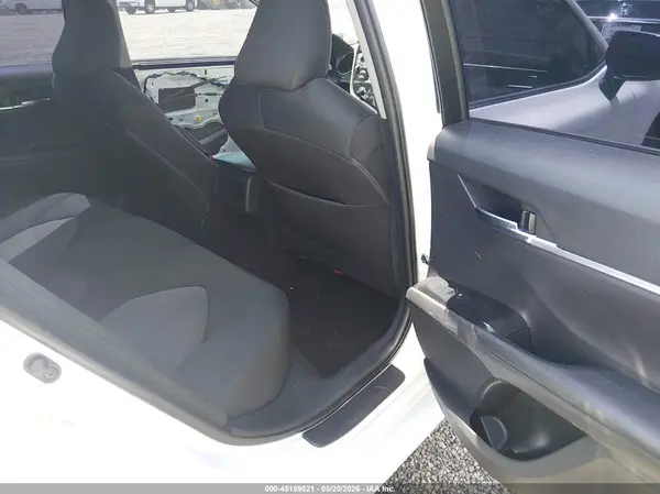 4T1B11HK5JU667444 2018 TOYOTA CAMRY - Image 8