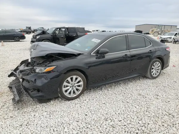 4T1B11HK5JU669534 2018 TOYOTA CAMRY - Image 1