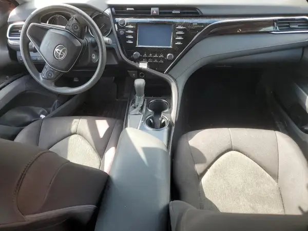 4T1B11HK5JU672448 2018 TOYOTA CAMRY - Image 8
