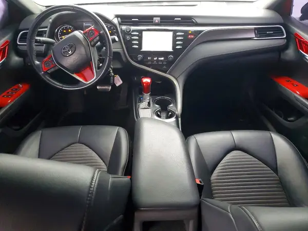 4T1B11HK5JU673843 2018 TOYOTA CAMRY - Image 8