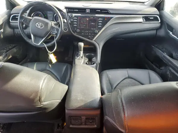 4T1B11HK5JU678041 2018 TOYOTA CAMRY - Image 8