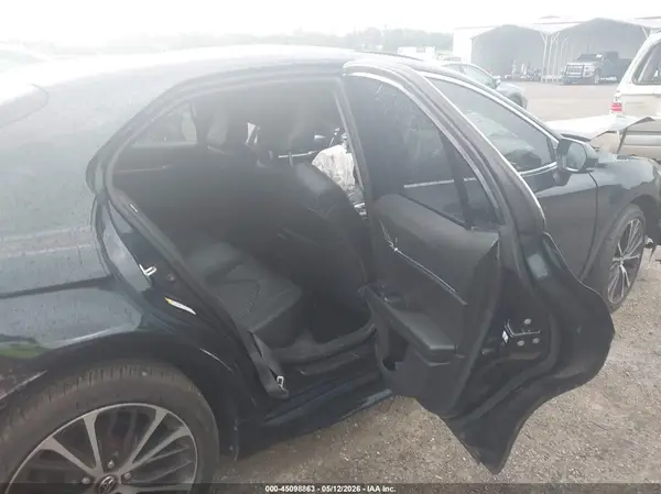 4T1B11HK5JU678279 2018 TOYOTA CAMRY - Image 8