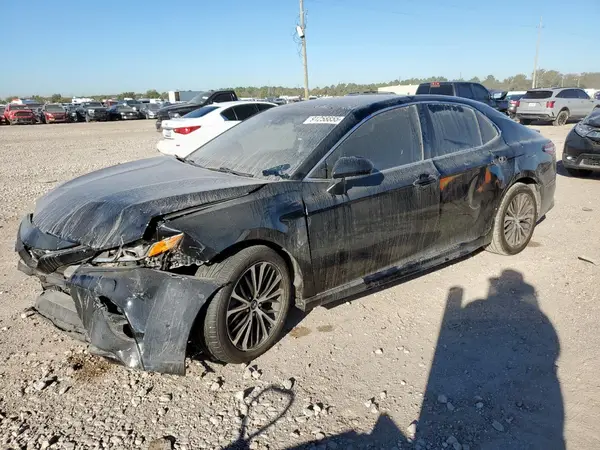 4T1B11HK5JU678766 2018 TOYOTA CAMRY - Image 1