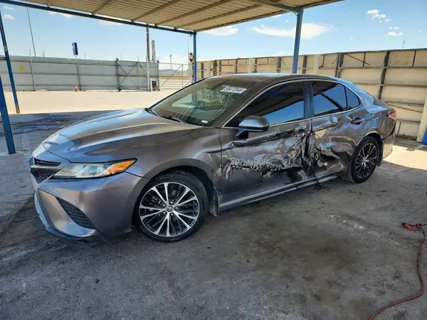 4T1B11HK5KU159833 2019 TOYOTA CAMRY - Image 1