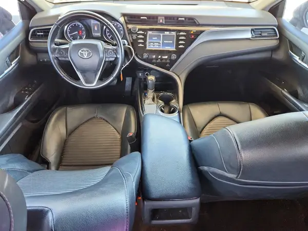 4T1B11HK5KU159833 2019 TOYOTA CAMRY - Image 8