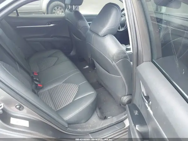 4T1B11HK5KU165065 2019 TOYOTA CAMRY - Image 8