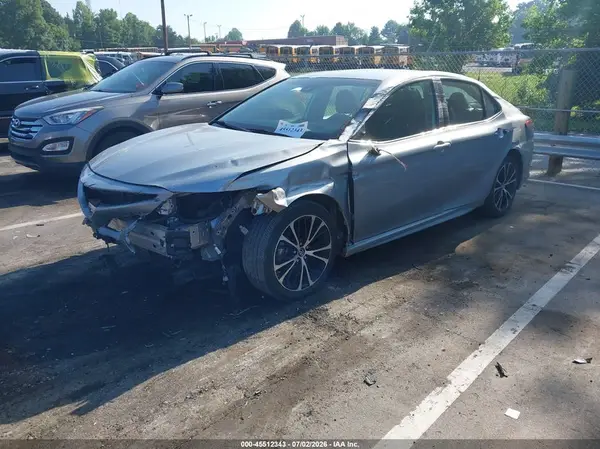 4T1B11HK5KU166068 2019 TOYOTA CAMRY - Image 2