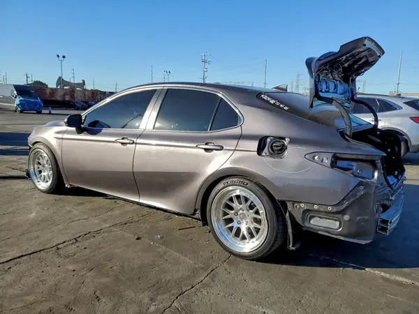 4T1B11HK5KU169410 2019 TOYOTA CAMRY - Image 2