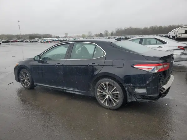 4T1B11HK5KU170587 2019 TOYOTA CAMRY - Image 2