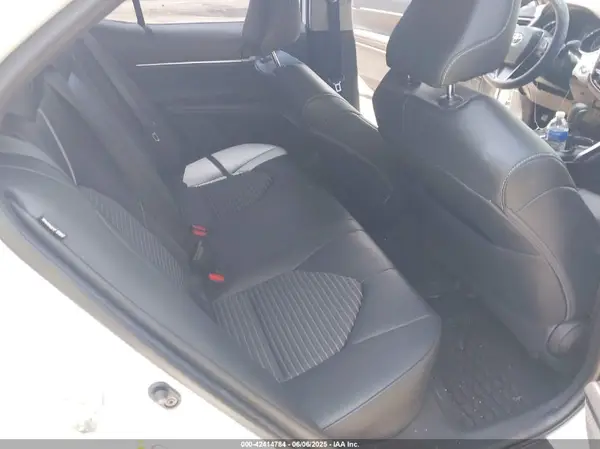 4T1B11HK5KU172887 2019 TOYOTA CAMRY - Image 8