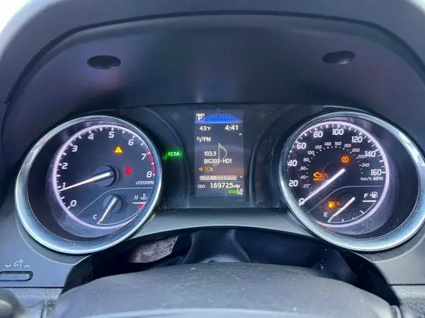 4T1B11HK5KU176132 2019 TOYOTA CAMRY - Image 8