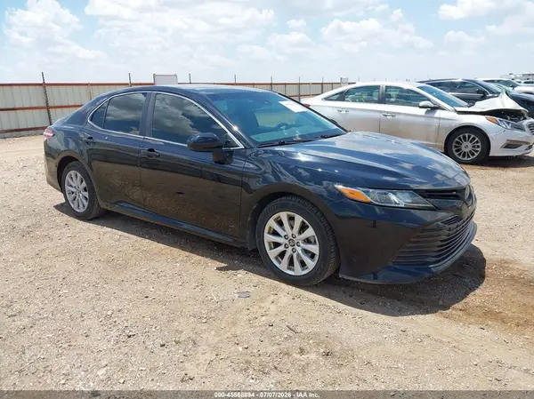 4T1B11HK5KU177328 2019 TOYOTA CAMRY - Image 1