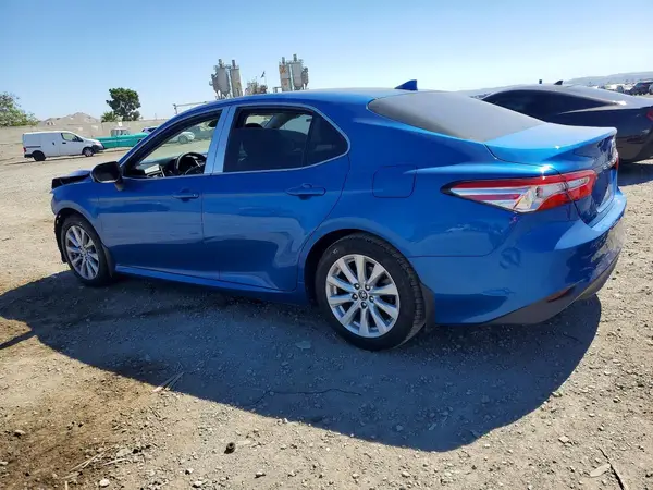 4T1B11HK5KU178401 2019 TOYOTA CAMRY - Image 2
