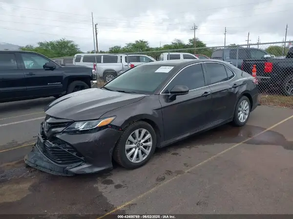 4T1B11HK5KU178723 2019 TOYOTA CAMRY - Image 2