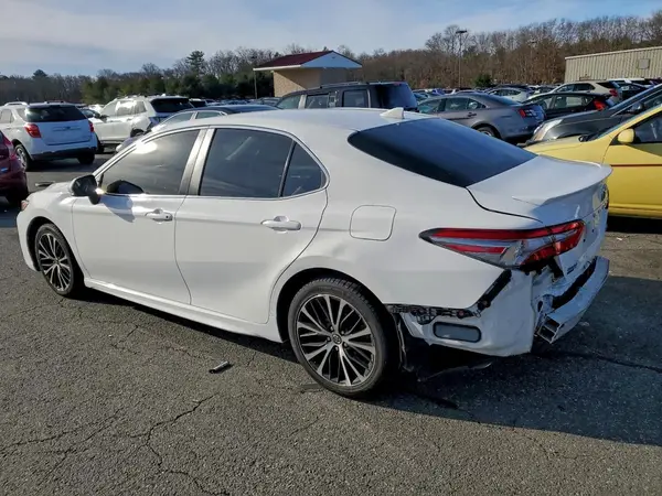 4T1B11HK5KU178785 2019 TOYOTA CAMRY - Image 2