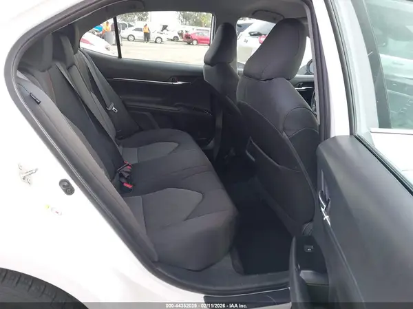 4T1B11HK5KU181301 2019 TOYOTA CAMRY - Image 8