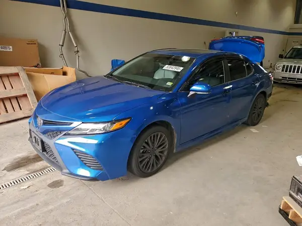 4T1B11HK5KU184974 2019 TOYOTA CAMRY - Image 1