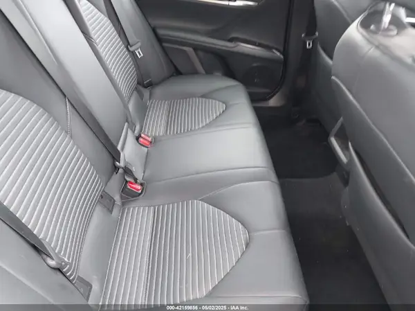 4T1B11HK5KU186126 2019 TOYOTA CAMRY - Image 8