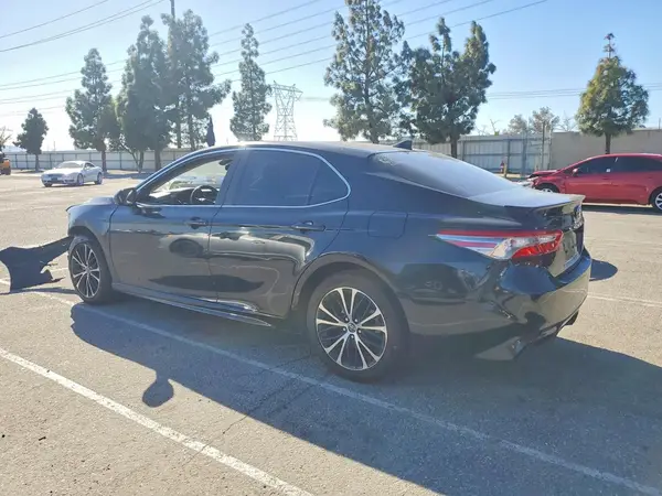 4T1B11HK5KU191648 2019 TOYOTA CAMRY - Image 2