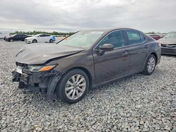 4T1B11HK5KU192413 2019 TOYOTA CAMRY - Image 1