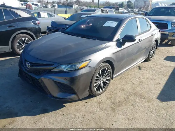 4T1B11HK5KU193433 2019 TOYOTA CAMRY - Image 2