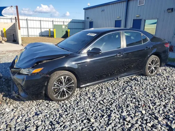 4T1B11HK5KU197062 2019 TOYOTA CAMRY - Image 1