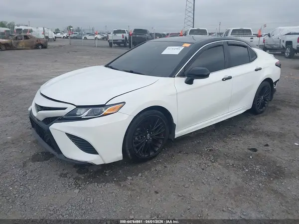 4T1B11HK5KU197496 2019 TOYOTA CAMRY - Image 2