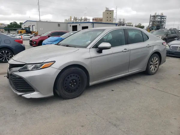 4T1B11HK5KU200087 2019 TOYOTA CAMRY - Image 1