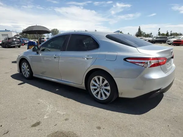 4T1B11HK5KU201532 2019 TOYOTA CAMRY - Image 2