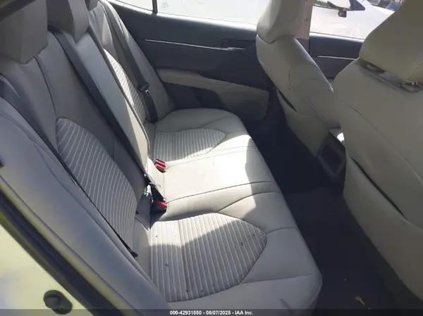 4T1B11HK5KU202700 2019 TOYOTA CAMRY - Image 8