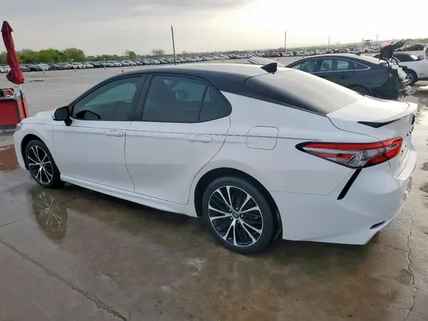 4T1B11HK5KU208738 2019 TOYOTA CAMRY - Image 2