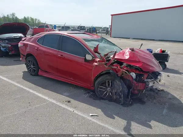 4T1B11HK5KU208867 2019 TOYOTA CAMRY - Image 1