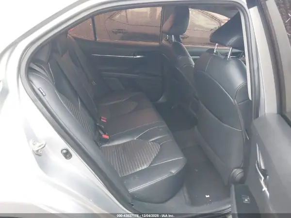4T1B11HK5KU209940 2019 TOYOTA CAMRY - Image 8
