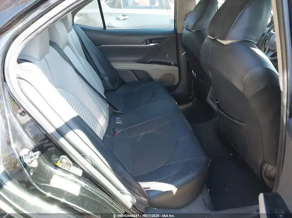 4T1B11HK5KU211784 2019 TOYOTA CAMRY - Image 8