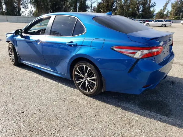 4T1B11HK5KU212689 2019 TOYOTA CAMRY - Image 2