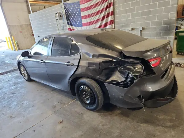 4T1B11HK5KU212840 2019 TOYOTA CAMRY - Image 2