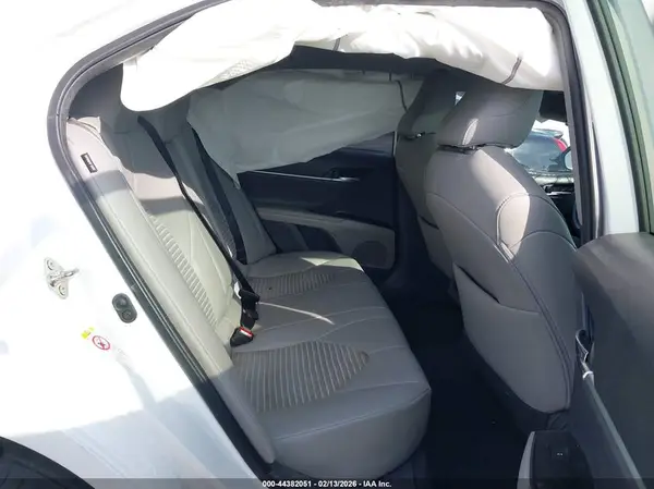 4T1B11HK5KU215169 2019 TOYOTA CAMRY - Image 8