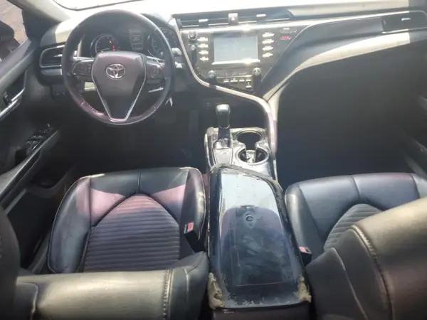 4T1B11HK5KU215284 2019 TOYOTA CAMRY - Image 8