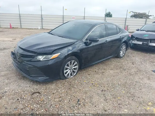4T1B11HK5KU216953 2019 TOYOTA CAMRY - Image 2