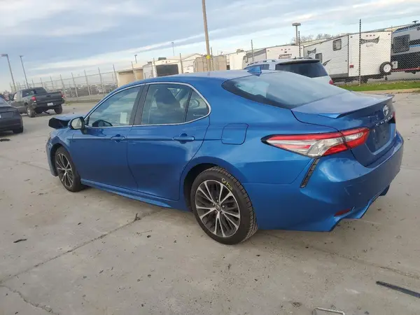4T1B11HK5KU217388 2019 TOYOTA CAMRY - Image 2