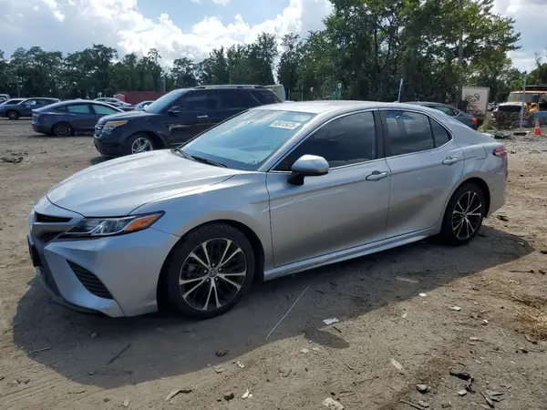 4T1B11HK5KU217407 2019 TOYOTA CAMRY - Image 1