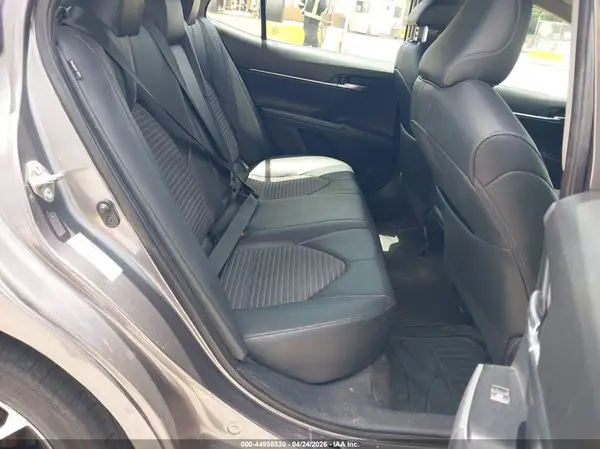 4T1B11HK5KU217438 2019 TOYOTA CAMRY - Image 8